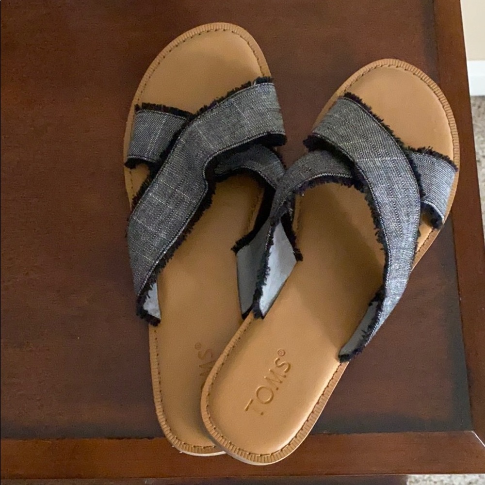 Never been worn TOMS sandals